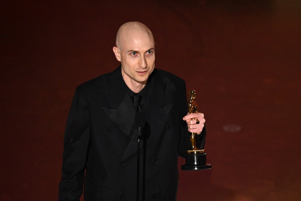 Daniel Blumberg wint de Oscar best score voor The Brutalist