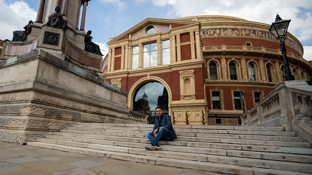 Ab Nieuwdorp bij de Royal Albert Hall in Londen, waar Last Night of the Proms en de meeste andere Proms-concerten zijn.
