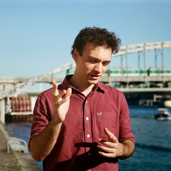 Jonathan Fournel in turbulente Chopin en orkestrale Brahms