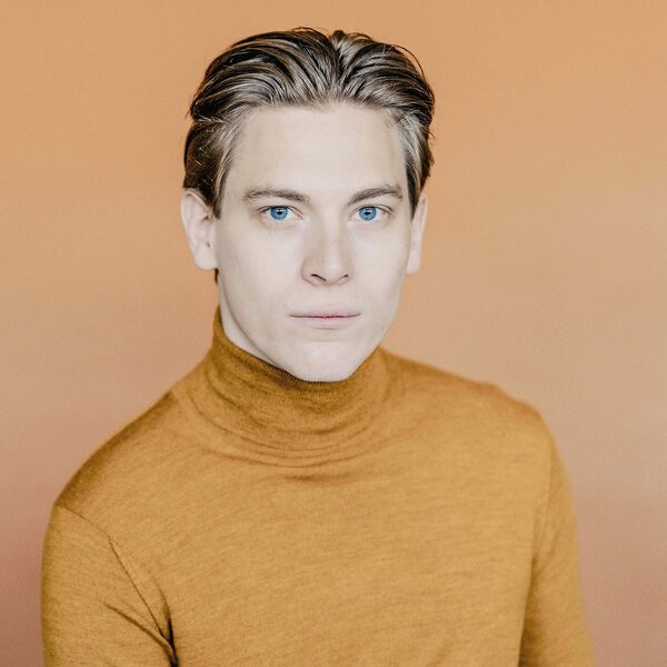 Klaus Mäkelä ontvangt zijn Edison