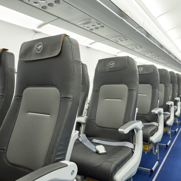 Lufthansa komt musici tegemoet: vioolkoffer mag mee het vliegtuig in