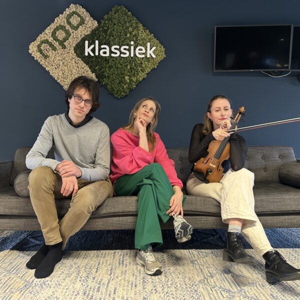 Vrij Spel: Emma Roijackers & Laurens de Man vs. Sjostakovitsj