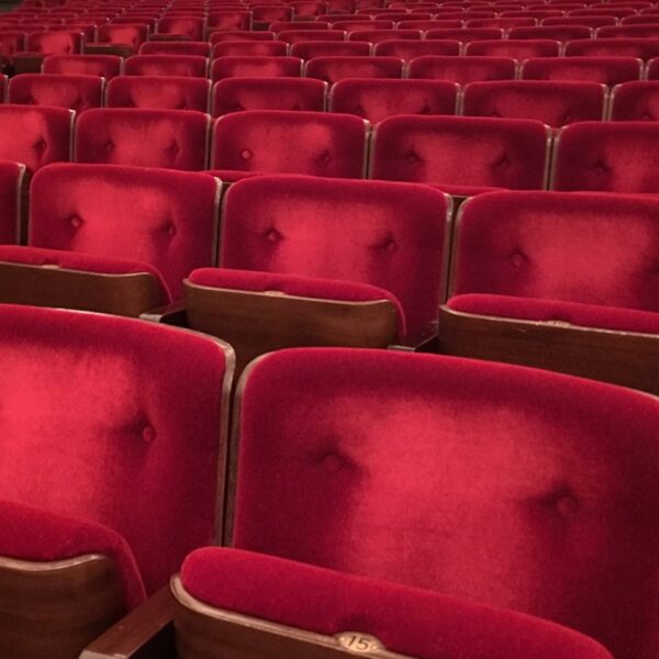 Duurdere kaartjes, minder aanbod: wat betekent het regeerakkoord voor de cultuursector?