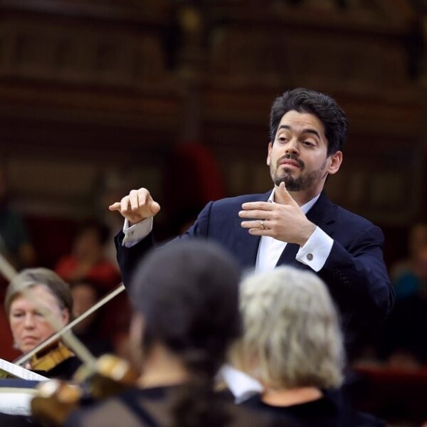 Steun voor Israëlische dirigent Lahav Shani na annulering Gent Festival van Vlaanderen