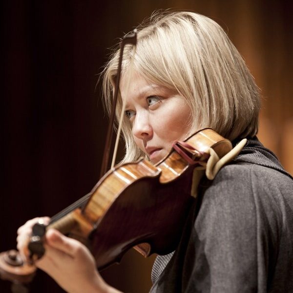 Alina Ibragimova speelt Sibelius