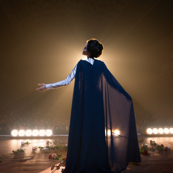 Angelina Jolie als Maria Callas: bekijk de eerste bewegende beelden