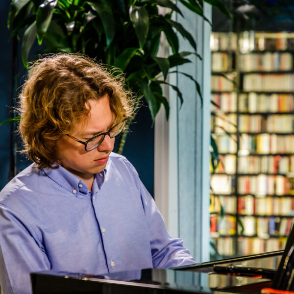 Chopins Preludes door Hannes Minnaar