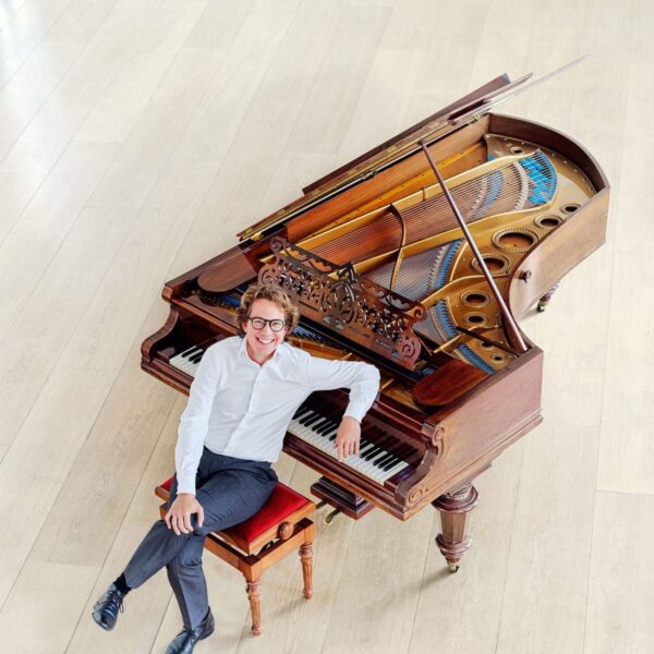 Concert - Hannes Minnaar en het Groot Omroepkoor