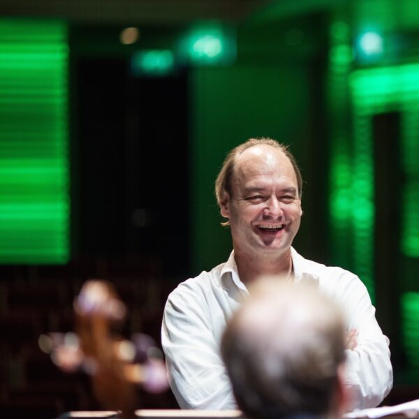 Dirigent Jan Willem de Vriend chef in Wenen