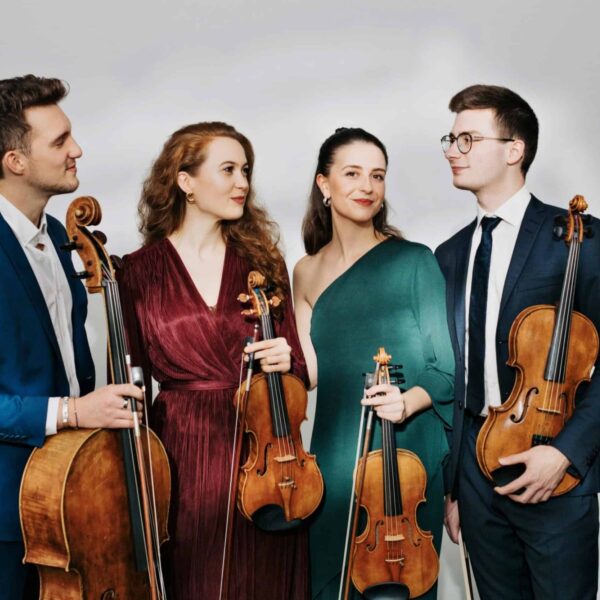 Strijkkwartetten van Poulenc en Beethoven door Javus Quartet