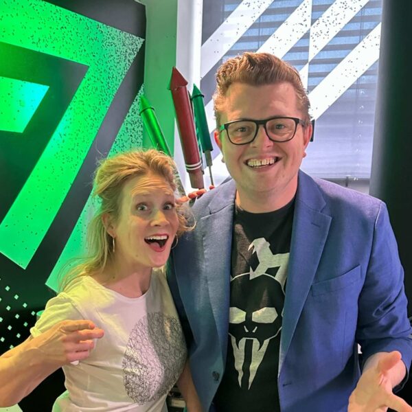 Presentatoren De Muziekfabriek voeren actie voor 'Elk kind een muziekles'