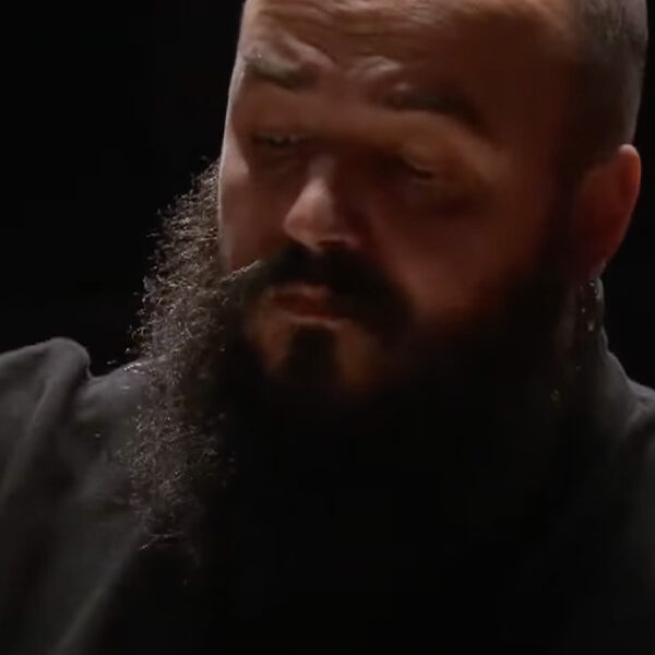 Wie is Maxim Shalygin?