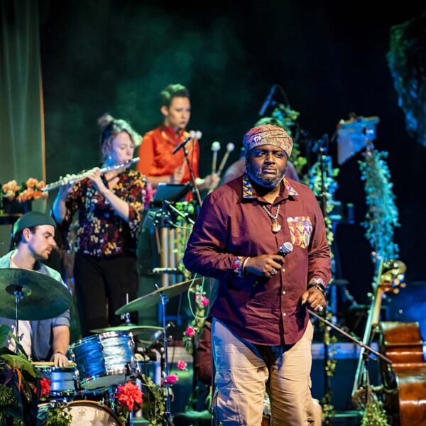 50 jaar onafhankelijkheid in Suriname: dat  wordt gevierd door het NBE