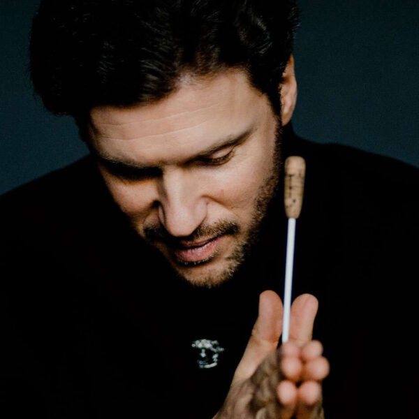 Petroesjka en nieuw werk van Wohl