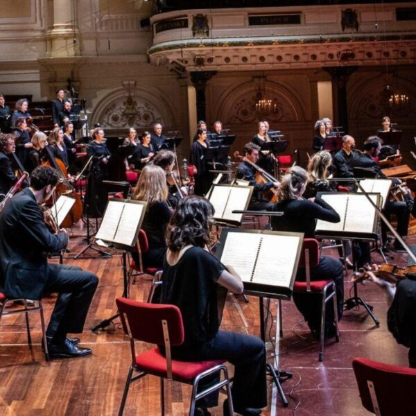 Daniel Reuss dirigeert Bachs Magnificat