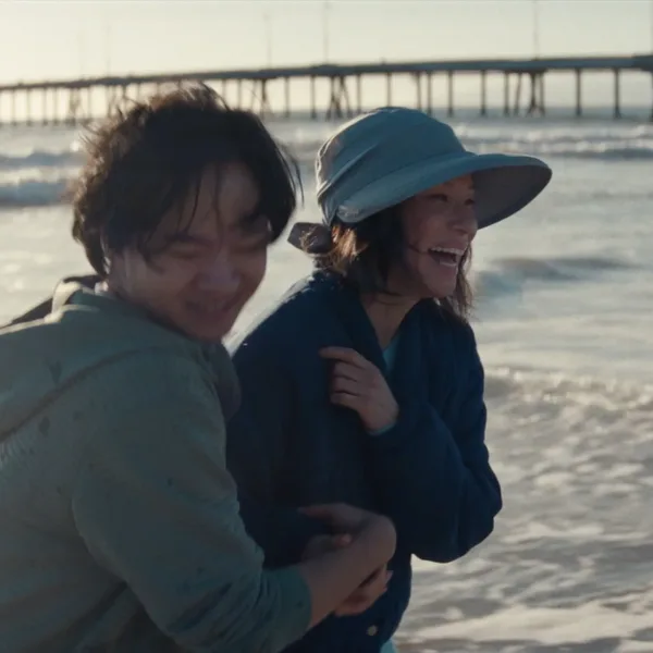 Deze muziek van Will Bates hoor je in het drama 'Rosemead'