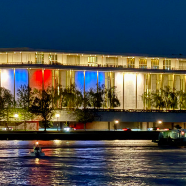 Kennedy Center verplicht voortaan volkslied bij symfonieconcerten