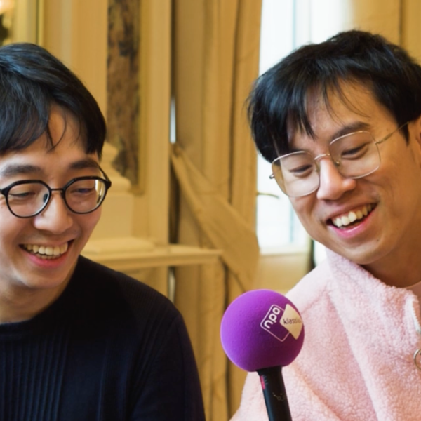 TwoSet Violin doet klassieke muziek héél anders