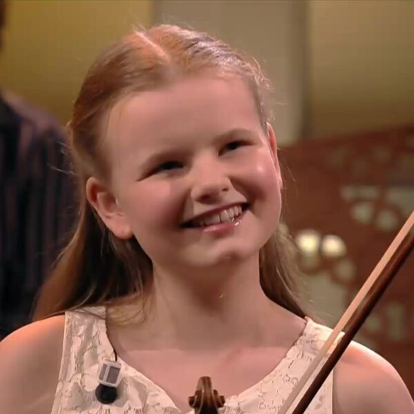 14-jarige Lilja Haatainen door Janine Jansen uitgenodigd bij Kamermuziek Festival Utrecht