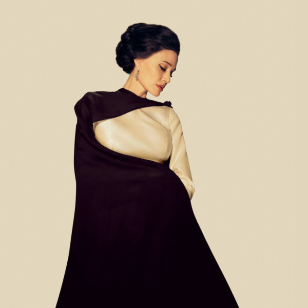 Luister naar 'Ave Maria' uit biopic 'Maria'