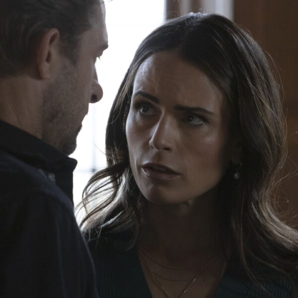 Welke muziek hoor je in de thriller 'Cellar Door'