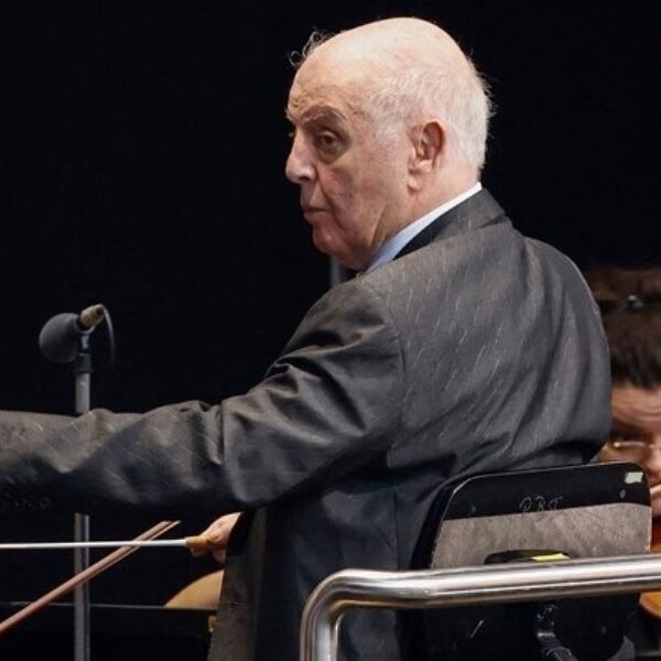 Dirigent Daniel Barenboim heeft de ziekte van Parkinson