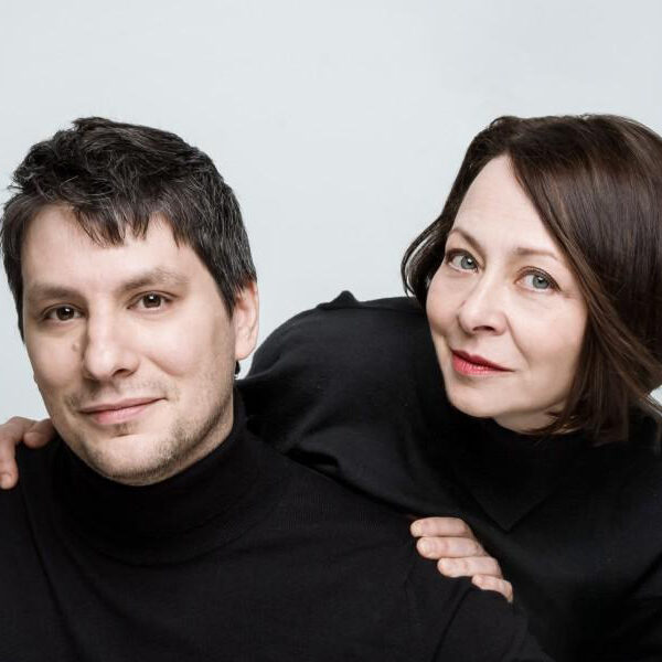 Pianoduo Berlinskaya-Ancelle eert Sjostakovitsj