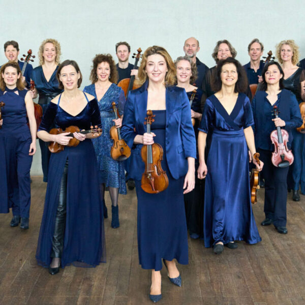 Living Room met Amsterdam Sinfonietta