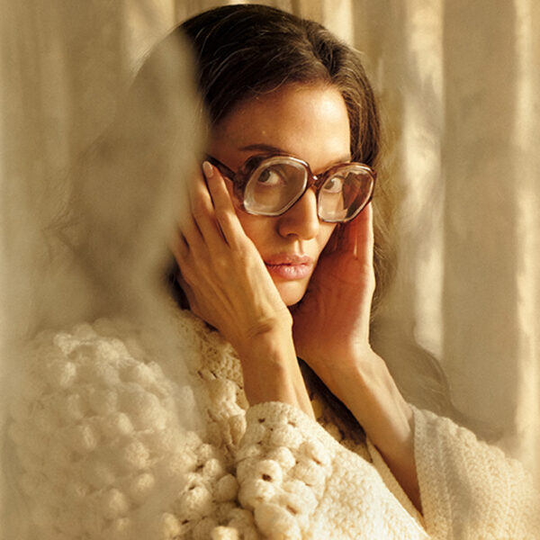 Stemmen Maria Callas en Angelina Jolie gemixt in nieuwe biopic: "Onvergeeflijk"