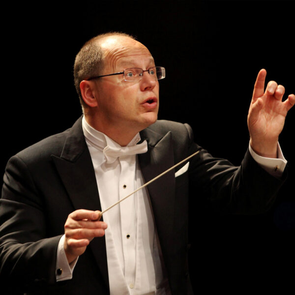 Arvo Volmer met Rachmaninov en Sjostakovitsj