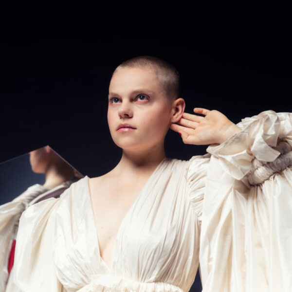 Diamanda Dramm: Chimp Live