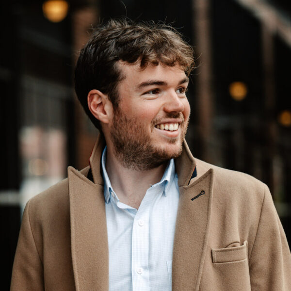 Timothy Ridout speelt altvioolconcert van Simpson