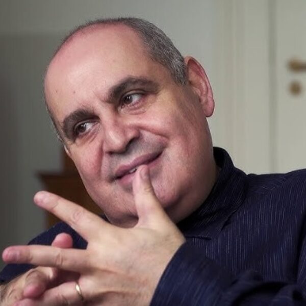 Extra uitzendingen rondom operaregisseur Pierre Audi