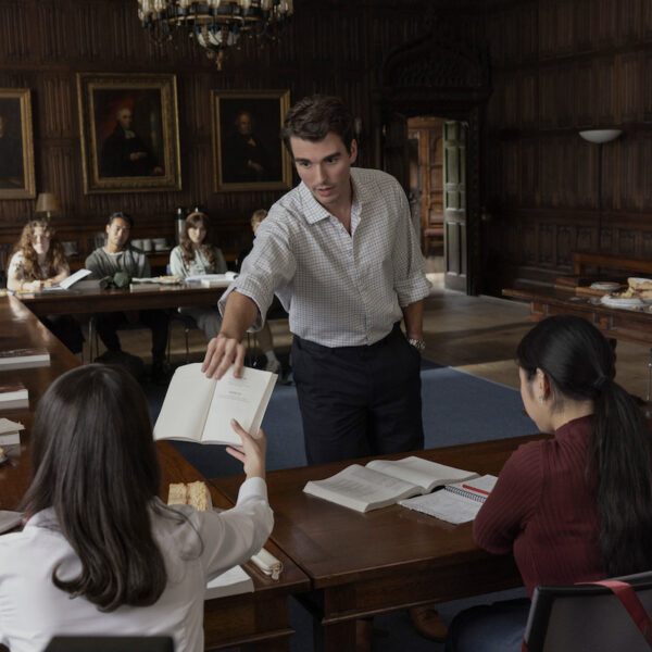 Deze muziek van Isabella Summers hoor je in 'My Oxford Year'