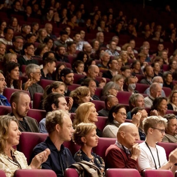 Royal Opera House wil kritische toeschouwer verbannen