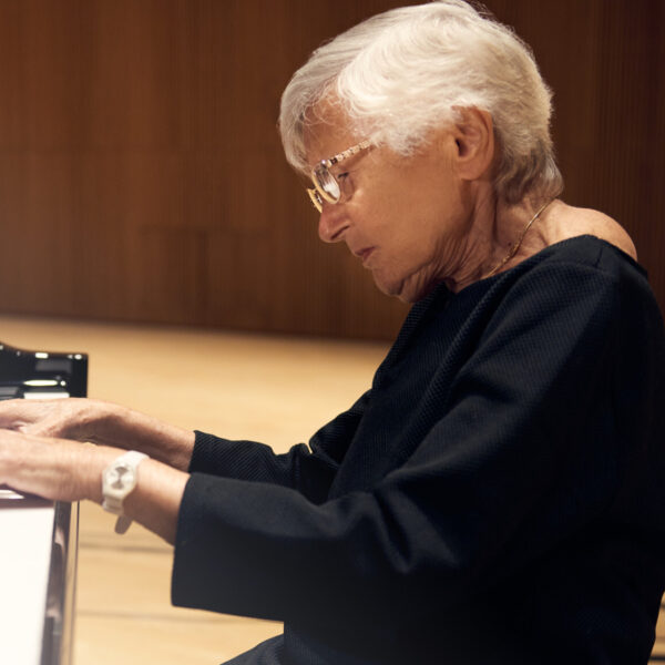 Rachmaninovs leerling, Ruth Slenczynska, 100 jaar oud: 'Je vingers lijken op overgare spaghetti'
