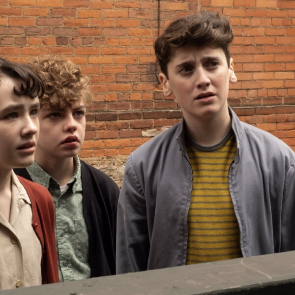 Deze muziek van Benjamin Wallfisch hoor je in de serie 'IT: Welcome to Derry'