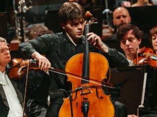 Ettore Pagano wint Koningin Elisabethwedstrijd Cello 2026: "Na het winnen voel ik me droevig voor de rest"