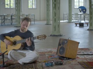 Zen in één minuut: gitarist Robin Scherpen