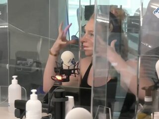 Carine Lacor te gast bij 'Langs de Lijn En Omstreken' op NPO Radio 1