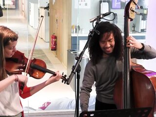 Vrij Spel: James en Merel feat. one-hit wonder Pachelbel