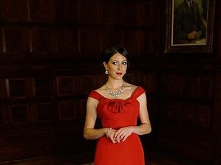 Operazangeres wordt verrast door zanger uit publiek