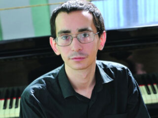 Pianist en Poetin-criticus Pavel Kushnir (39) overleden tijdens hongerstaking in cel