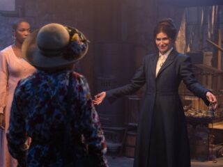 Deze muziek hoor je in de serie 'Agatha All Along'