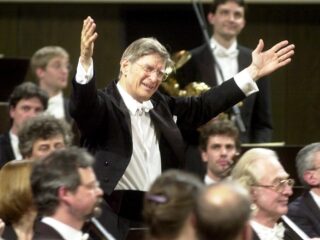 Hoge Duitse onderscheiding voor 95-jarige Zweedse dirigent Herbert Blomstedt