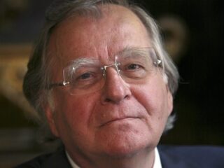 Theoloog en dichter Huub Oosterhuis (89) overleden