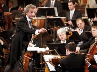 Dirigent Welser-Möst zegt Cleveland vaarwel
