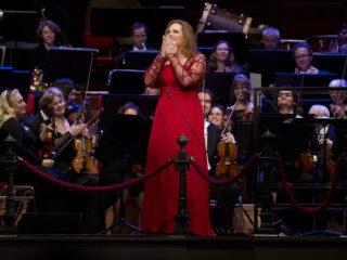 Van operaster naar bioboer: hier kijk je de docu over Eva-Maria Westbroek