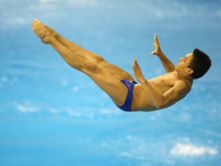 Deze muziek van Ceiri Torjussen hoor je in de sportdocumentaire 'Tom Daley: 1.6 Seconds'