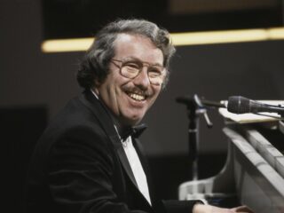 In memoriam pianist Louis van Dijk